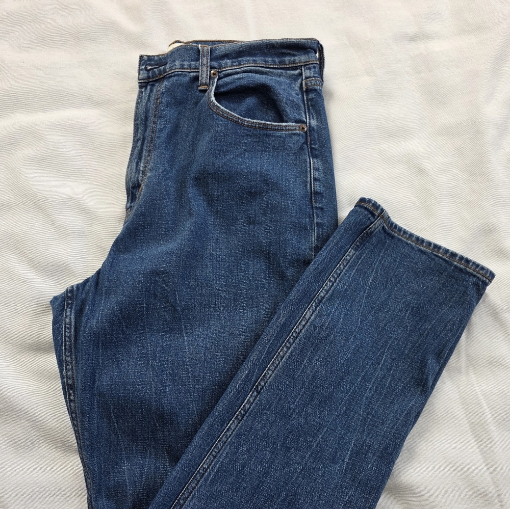Abercrombie & Fitch Curve Love, The Slim Straight